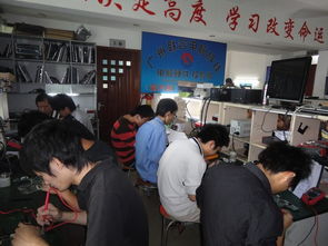 深入解析电脑主板芯片级维修 广州联合电脑维修培训高清图鉴